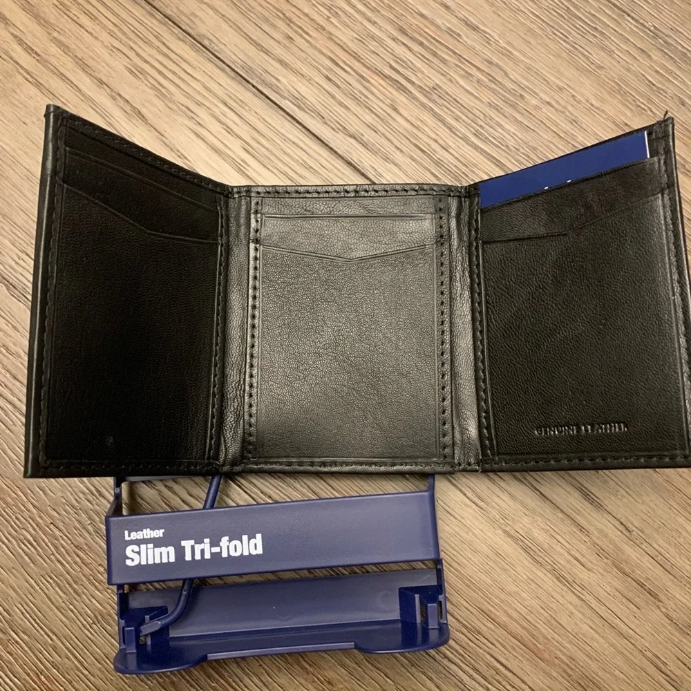 New George Slim Tri-Fold leather wallet